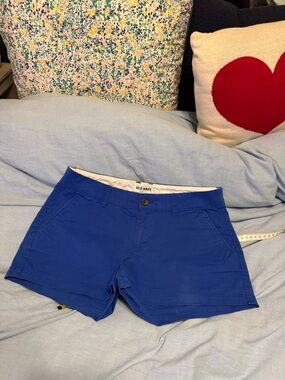 OLD NAVY 3” SHORTS